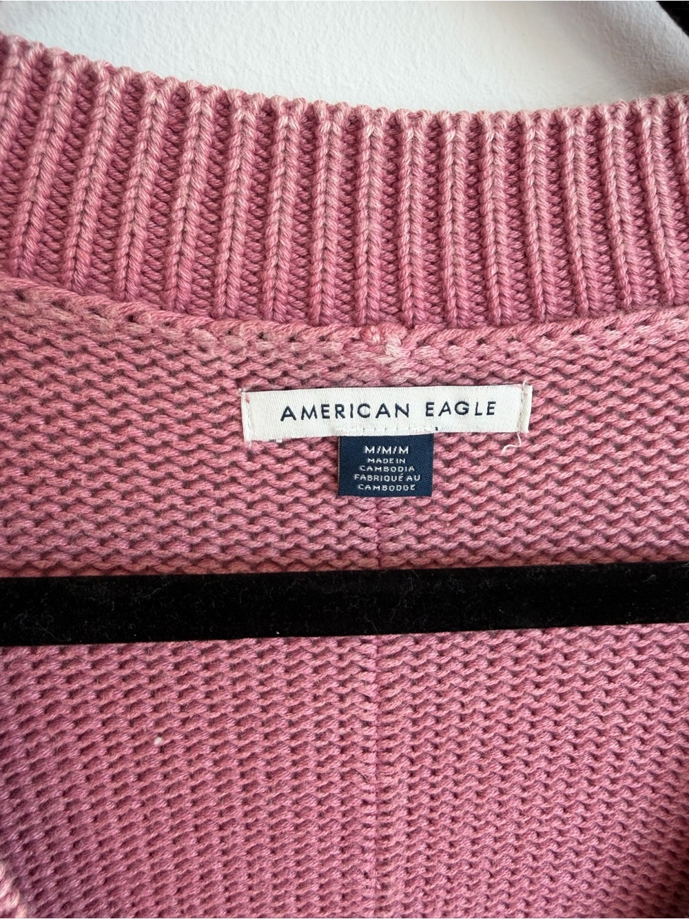 American Eagle Oversized V-Neck Sweater NWOT - Picture 4 of 6